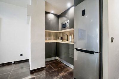 b98le8d7m9k3degpefzhs0lif8u4xzvzhwxtmggyekxx9