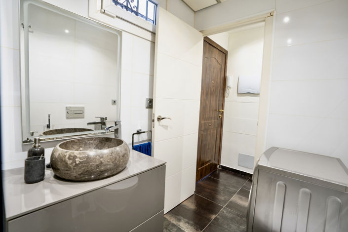 Image No.10-1 Bed Apartment for sale