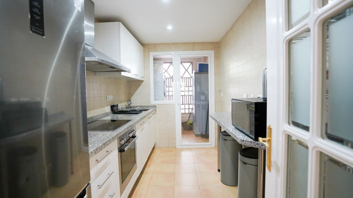 Image No.20-2 Bed Apartment for sale