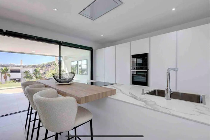 Image No.12-2 Bed Apartment for sale