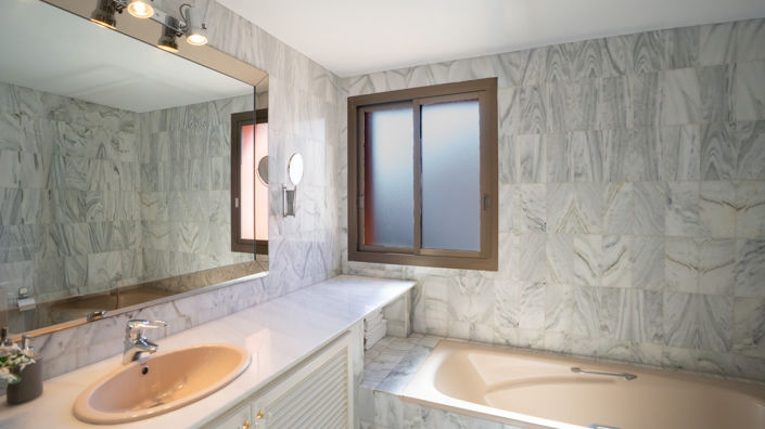 Image No.13-Villa de 4 chambres à vendre à Marbella