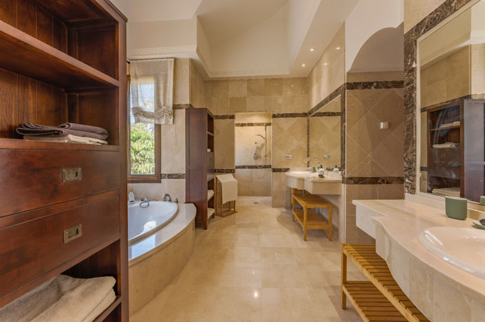 Image No.22-6 Bed Villa for sale