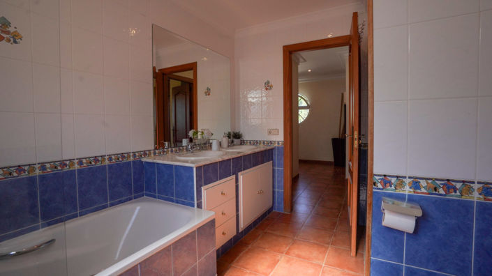 Image No.31-Villa de 4 chambres à vendre à Marbella