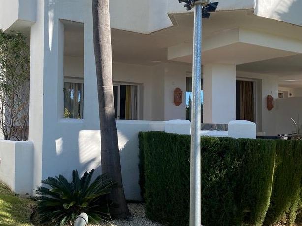 Image No.12-3 Bed Apartment for sale