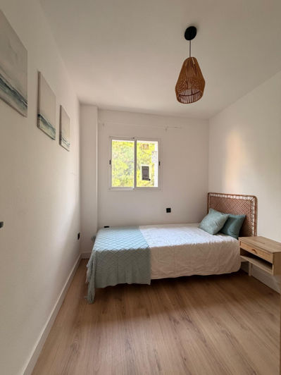 Image No.21-3 Bed Apartment for sale