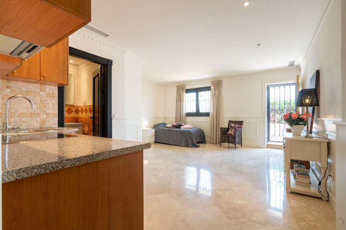 Image No.14-5 Bed Villa for sale