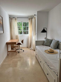 b98le8d7m9k3degpefzhs0lif8u4xzvzhwxtmggyekxx9