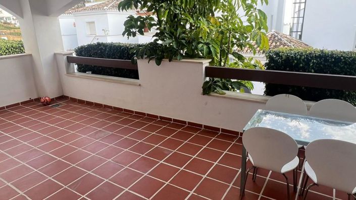 Image No.17-2 Bed Apartment for sale