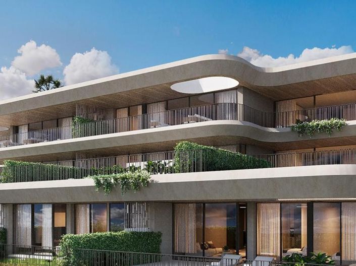 Image No.10-3 Bed Apartment for sale