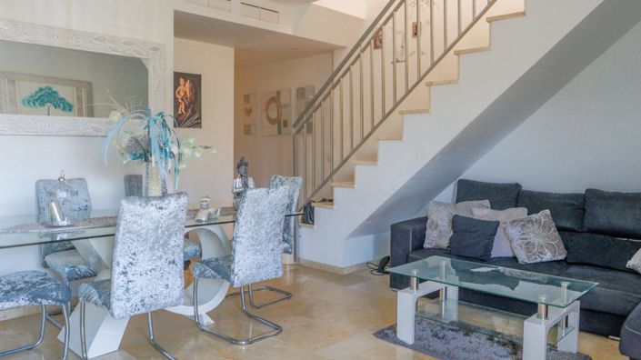 Image No.19-3 Bed Property for sale