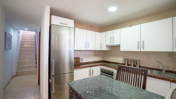 Image No.3-3 Bed Property for sale