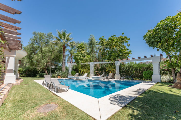 Image No.2-Villa de 6 chambres à vendre à Marbella