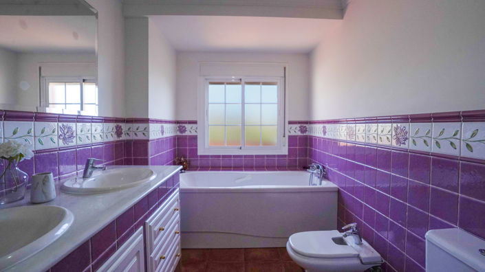 Image No.11-4 Bed Villa for sale