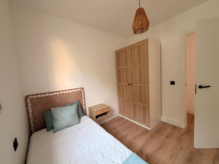 Image No.12-3 Bed Apartment for sale