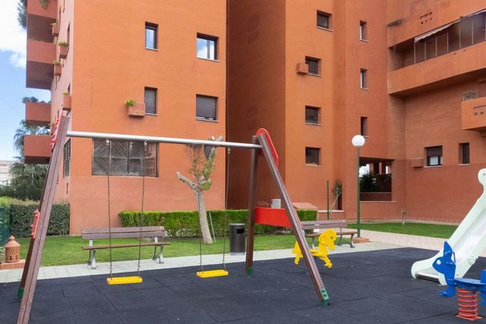 Image No.28-2 Bed Apartment for sale