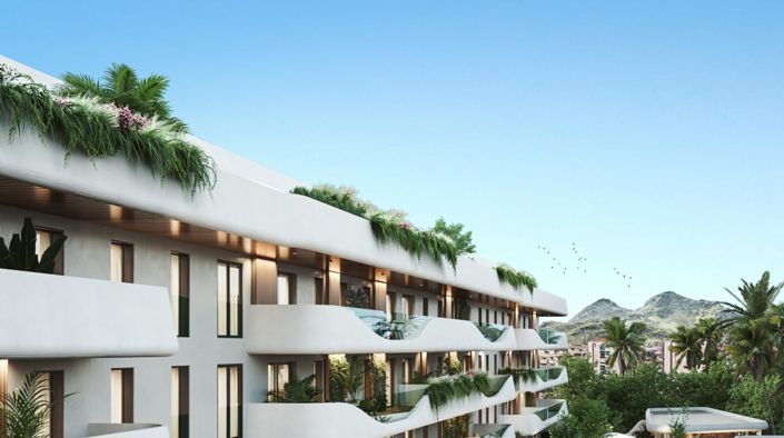 Image No.19-4 Bed Apartment for sale