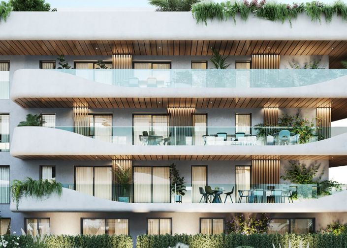 Image No.20-4 Bed Apartment for sale