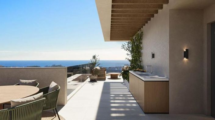 Image No.25-3 Bed Apartment for sale