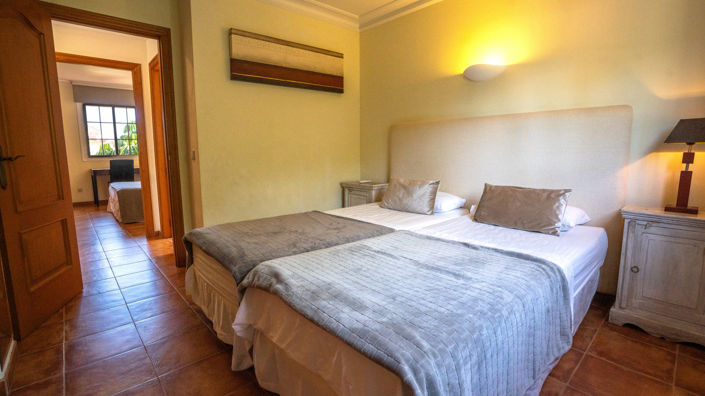 Image No.14-4 Bed Villa for sale