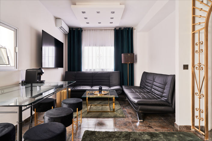 Image No.2-4 Bed Villa for sale