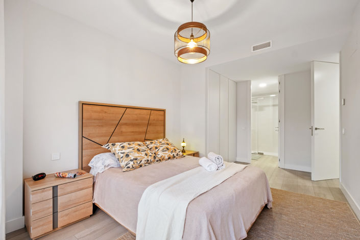 Image No.32-2 Bed Apartment for sale