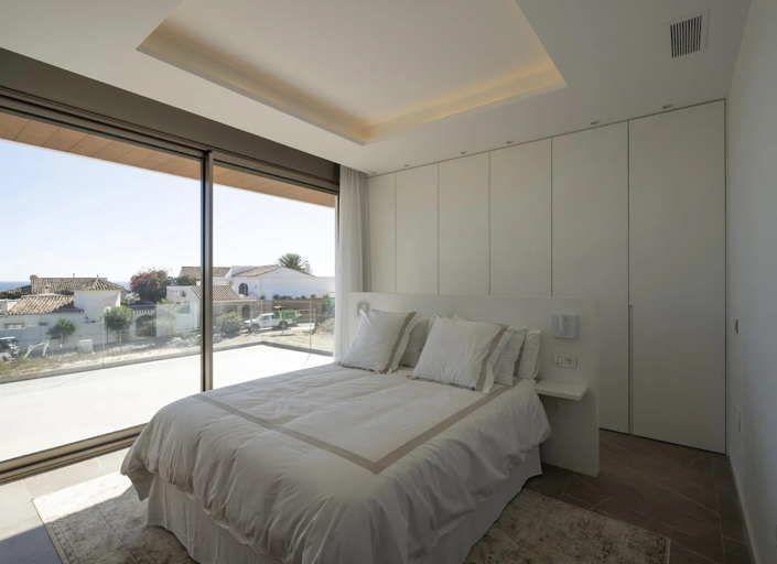 Image No.13-4 Bed Villa for sale