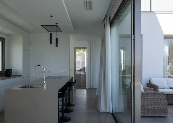 Image No.29-4 Bed Villa for sale