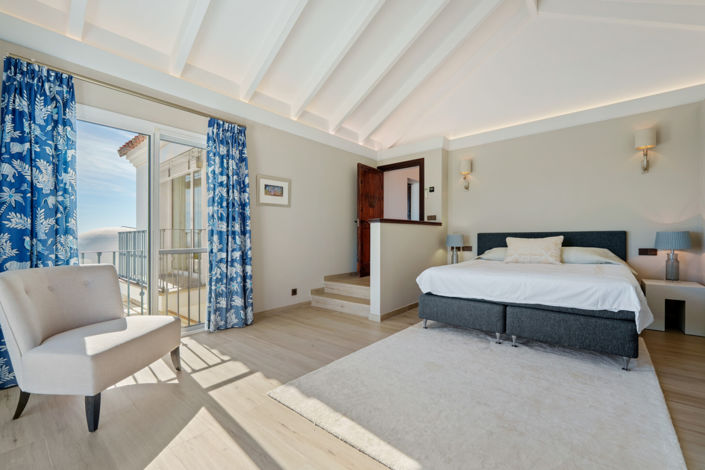 Image No.30-9 Bed Villa for sale