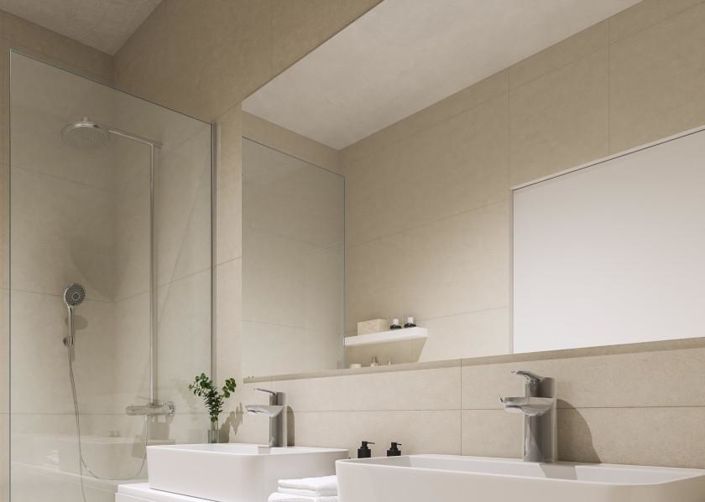 Image No.15-4 Bed Apartment for sale