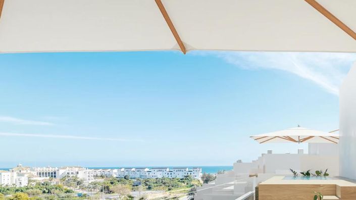 Image No.21-3 Bed Apartment for sale