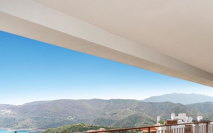 Image No.23-3 Bed Apartment for sale