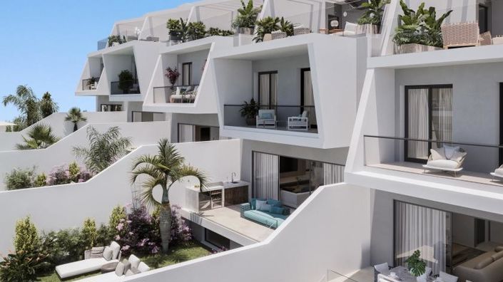 Image No.28-3 Bed Villa for sale