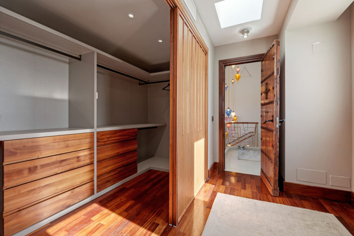 Image No.27-9 Bed Villa for sale