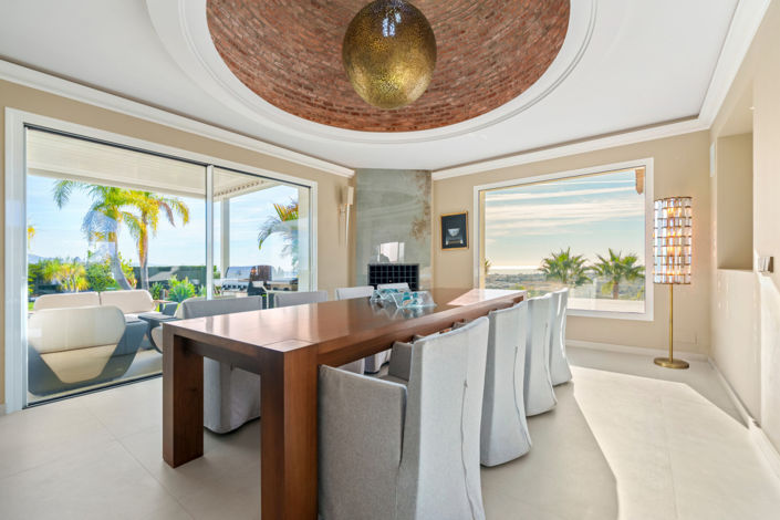 Image No.4-9 Bed Villa for sale