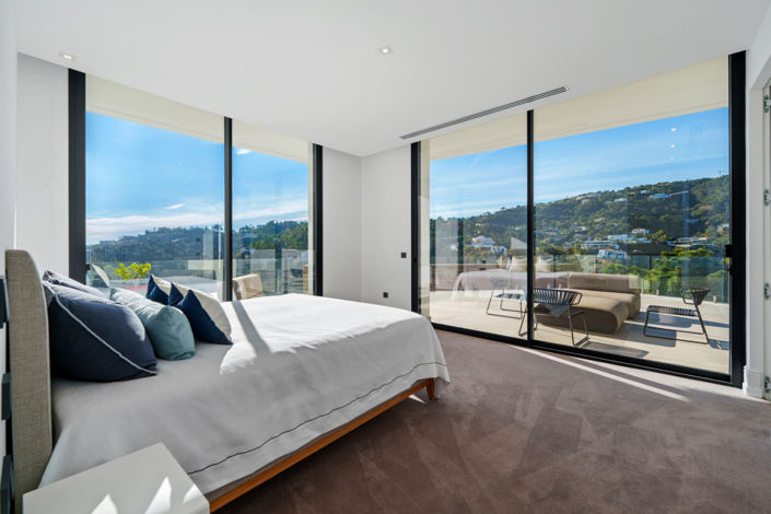 Image No.5-5 Bed Villa for sale