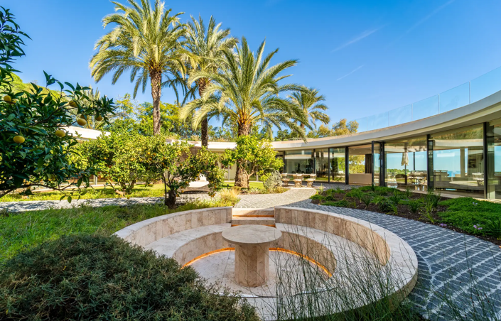 Image No.20-7 Bed Villa for sale