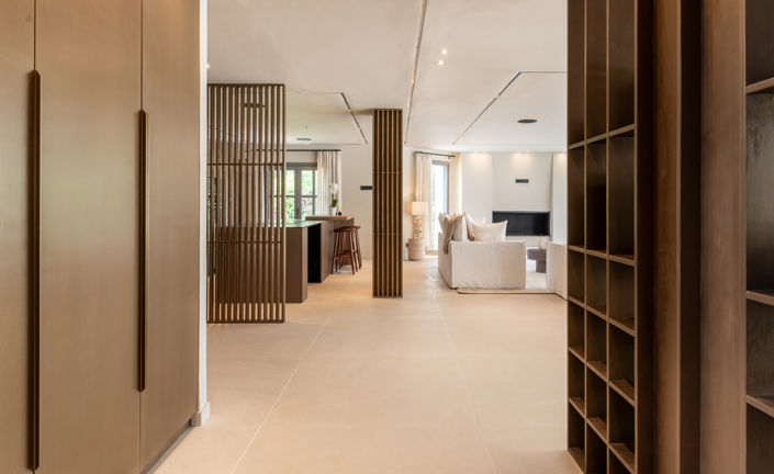 Image No.25-5 Bed Villa for sale