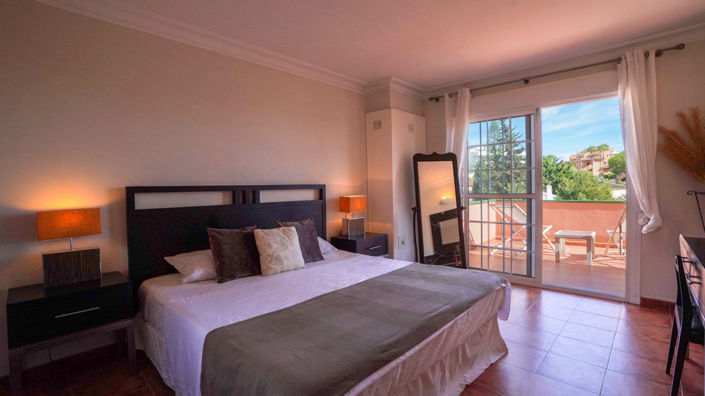 Image No.9-4 Bed Villa for sale