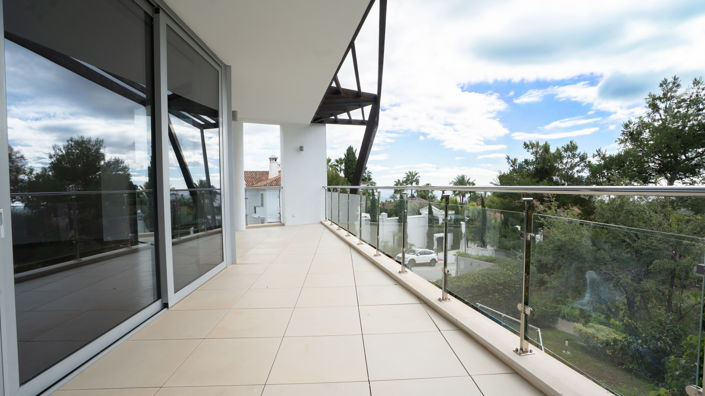 Image No.9-5 Bed Villa for sale