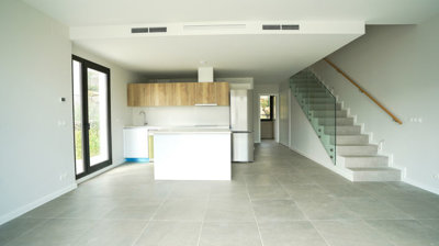 b98le8d7m9k3degpefzhs0lif8u4xzvzhwxtmggyekxx9