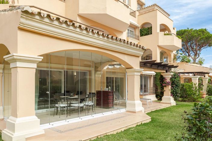 Image No.24-3 Bed Apartment for sale