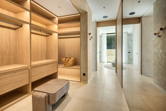 Image No.5-6 Bed Villa for sale