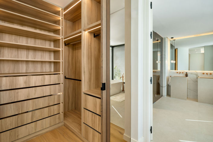 Image No.19-5 Bed Villa for sale