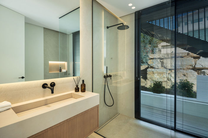 Image No.24-5 Bed Villa for sale