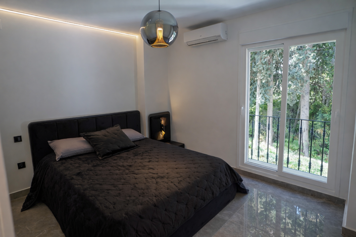 Image No.29-4 Bed Villa for sale