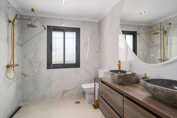 Image No.16-6 Bed Villa for sale