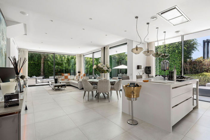 Image No.4-4 Bed Villa for sale