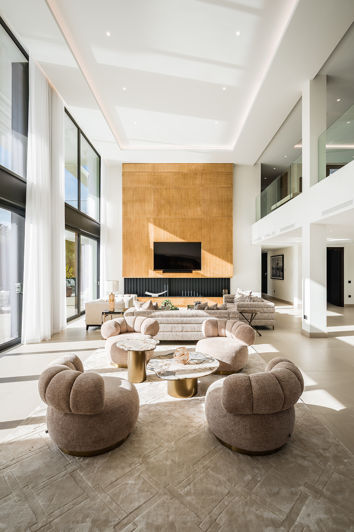 Image No.11-7 Bed Villa for sale