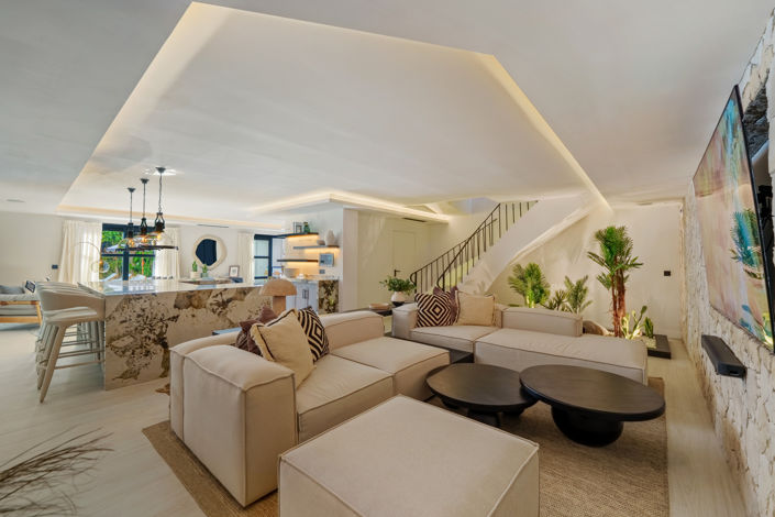 Image No.17-6 Bed Villa for sale