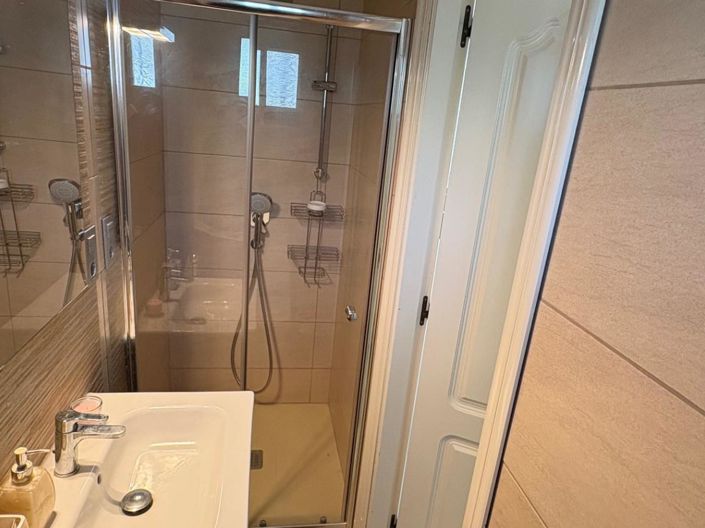 Image No.27-3 Bed Villa for sale